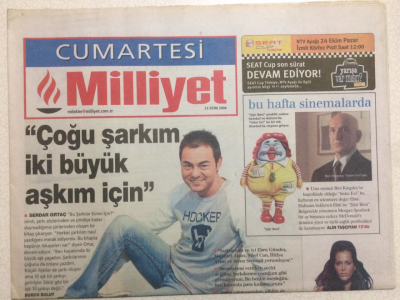Milliyet Gazetesi Cumartesi Eki 23 Ekim 2004 - Serdar Ortaç Çoğu Şarkım İki Büyük Aşkım İçin GZ24573 - 1