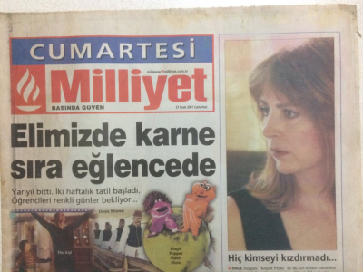 Milliyet Gazetesi Cumartesi Eki 27 Ocak 2001 - Elimizde Karne Sıra Eğlencede GZ24572 - 1