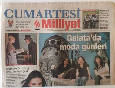 Milliyet Gazetesi Cumartesi Eki 28 Nisan 2007 - Galatada Moda Günleri GZ20701 - 1