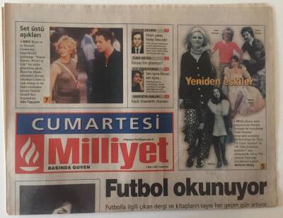 Milliyet Gazetesi Cumartesi Eki 3 Mart 2001 - Futbolla İlgili Çıkan Dergi Ve Kitapların Sayısı Her Geçen Gün Artıyor GZ22574 - 1