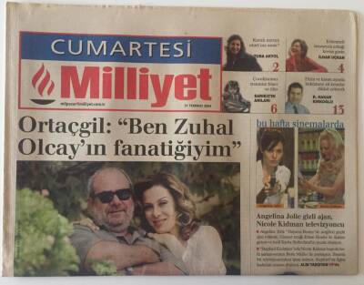 Milliyet Gazetesi Cumartesi Eki 31 Temmuz 2004 - Bülent Ortaçgil Ben Zuhal Olcayın Fanatiğiyim GZ22600 - 1