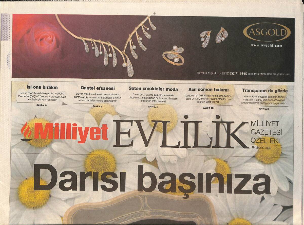 Milliyet Gazetesi Evlilik Eki 29 Mayıs 2005 - Yaz Düğünlerinden Aile Fotoğrafı GZ132710 - 1