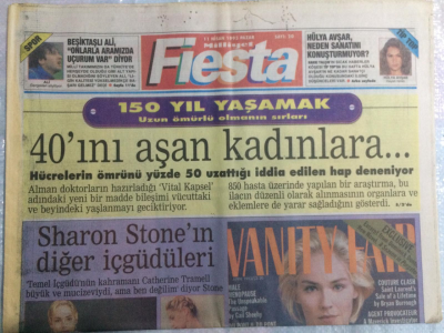 Milliyet Gazetesi Fiesta Eki 11 Nisan 1993 - Seda Sayanın Futbolcu Eşi Sinan, Arzu Adlı Dansözle Kaçamak Yaptı GZ21580 - 1
