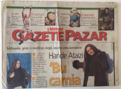 Milliyet Gazetesi Gazete Pazar Eki 6 Şubat 2000 - Hande Ataizi İddiasına Göre O Medyayı Değil , Medya Onu Kovalıyor GZ20584 - 1