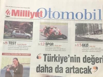 Milliyet Gazetesi Otomobil Eki 4 Kasım 2003 -Giyecek Birşeyim Yok Derdimiz Tarih Oluyor -Nissanın Ceo su Ghosn a Göre Türkiyenin Yıldızı Parlayacak GZ36422 - 1