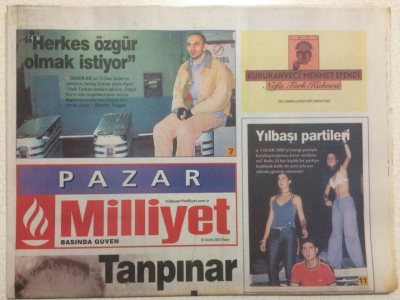 Milliyet Gazetesi Pazar Eki 23 Aralık 2001 - Sonunda Tom Cruisede Soyundu GZ24918 - 1