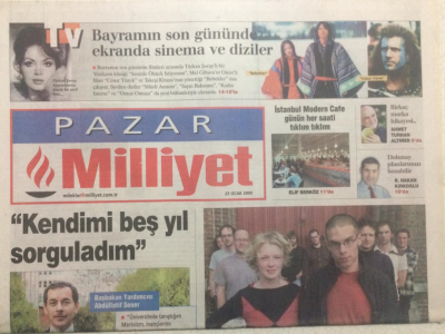 Milliyet Gazetesi Pazar Eki - 23 Ocak 2005 - Altın Küre Ödül Töreni Kıyafet Provası GZ24407 - 1