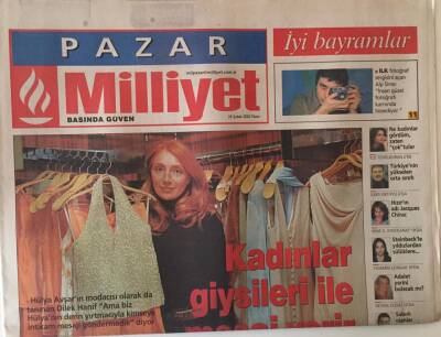 Milliyet Gazetesi Pazar Eki 24 Şubat 2002 - Modacı Dilek Hanif Kadınlar Giysileriyle Mesaj Verir GZ20592 - 1