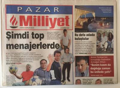 Milliyet Gazetesi Pazar Eki 26 Nisan 2005 - Ligler Bitti Şimdi Harıl Harıl Transfer Çalışmaları Menajerlerde GZ20613 - 1