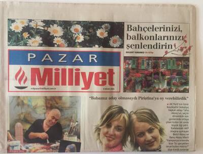 Milliyet Gazetesi Pazar Eki 4 Haziran 2004 - Pelenin FİFA İçin Belirlediği Yaşayan En Büyük 100 Futbolcu Ünlü Fotoğrafçılara Poz Verdi Aralarında Hagi , Emre Belezoğlu ... GZ22598 - 1
