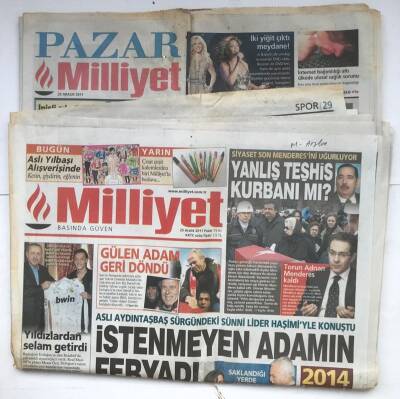 Milliyet Gazetesi Pazar Eki İle 25 Aralık 2011 - İstenmeyen Adamın Feryadı GZ7166 - 1