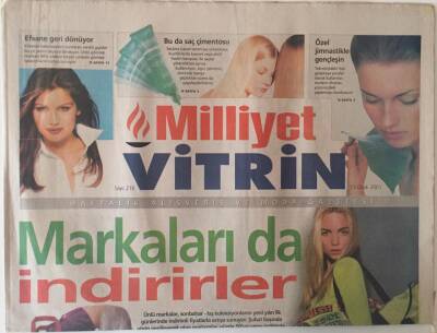 Milliyet Gazetesi Vitrin Eki 13 Ocak 2001 - Kürk Çılgınlığı Geri Geldi GZ22854 - 1
