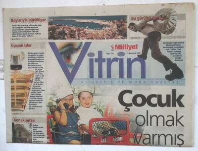 Milliyet Gazetesi Vitrin Eki 15 Temmuz 2000 - Çocuk Olmak Varmış GZ7830 - 1