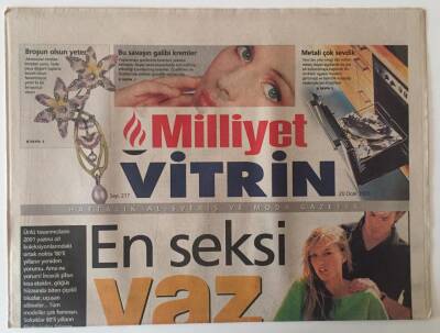Milliyet Gazetesi Vitrin Eki 20 Ocak 2001 - En Seksi Yaz GZ22845 - 1