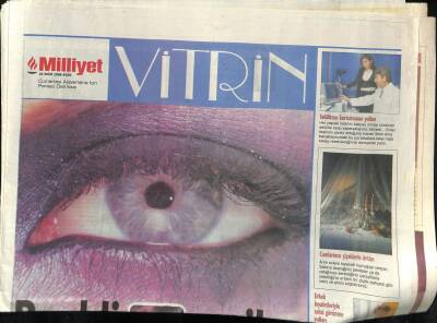 Milliyet Gazetesi Vitrin Eki 24 Ekim 1998 - Mustafa Topaloğlu Her Mevsim Çizme Giyiyor GZ122311 - 1