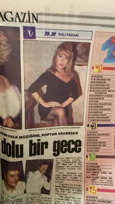 Milliyet Halk Gazetesi 1 Ekim 1991 - Kamuran Akkoru Bu Gece Üç Güzel Şarkıyla İzleyeceğiz GZ69693 - 4