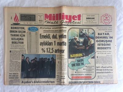 Milliyet Halk Gazetesi 10 Ocak 1975 - Averoff , Türkiyeyi Tehdit Etti GZ73560 - 1
