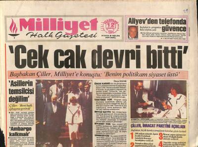 Milliyet Halk Gazetesi 12 Ağustos 1993 - Ünlü Yeniköylüler , Ünlü Gece Kulüplerinin Gürültüsüne Savaş Açtı GZ96888 - 1