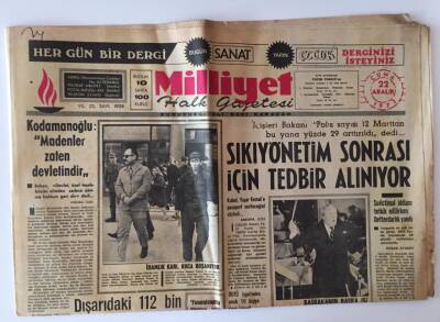 Milliyet Halk Gazetesi 22 Aralık 1972 - Suistimal İddiası Tetkik Edilirken Defterdarlık Yandı GZ11409 - 2
