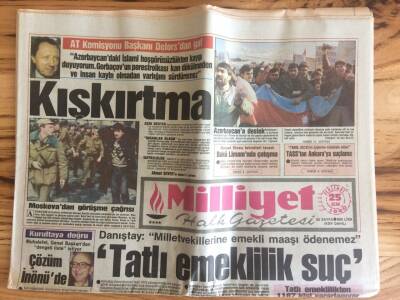 Milliyet Halk Gazetesi 25 Ocak 1990 - Sovyet Filosu Tekneleri Taradı , Bakü Limanında Çatışma GZ72730 - 1