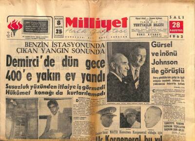 Milliyet Halk Gazetesi 28 Ağustos 1962 - Menderes Ailesi Duruşmada Bulundu - Demircide Dün Gece 400e Yakın Ev Yandı GZ90834 - 1