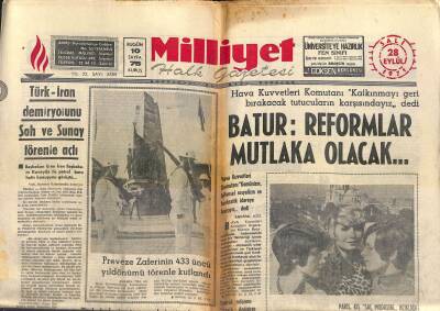 Milliyet Halk Gazetesi 28 Eylül 1971 - Prenses Süreyya Evleniyor - Bugüne Kadar 21 Ödül Kazanan Yılmaz Güney KORKUYORUM GZ118749 - 1