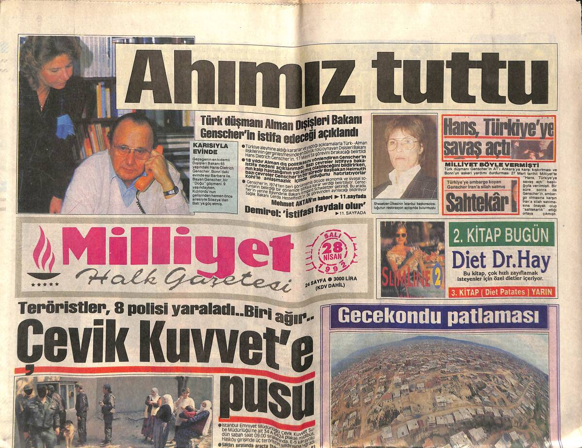 Milliyet Halk Gazetesi 28 Nisan 1992 - Demirel'in Asya Seferi - Beşiktaş'ta Yenilmezlik Yemini GZ149203 - 1