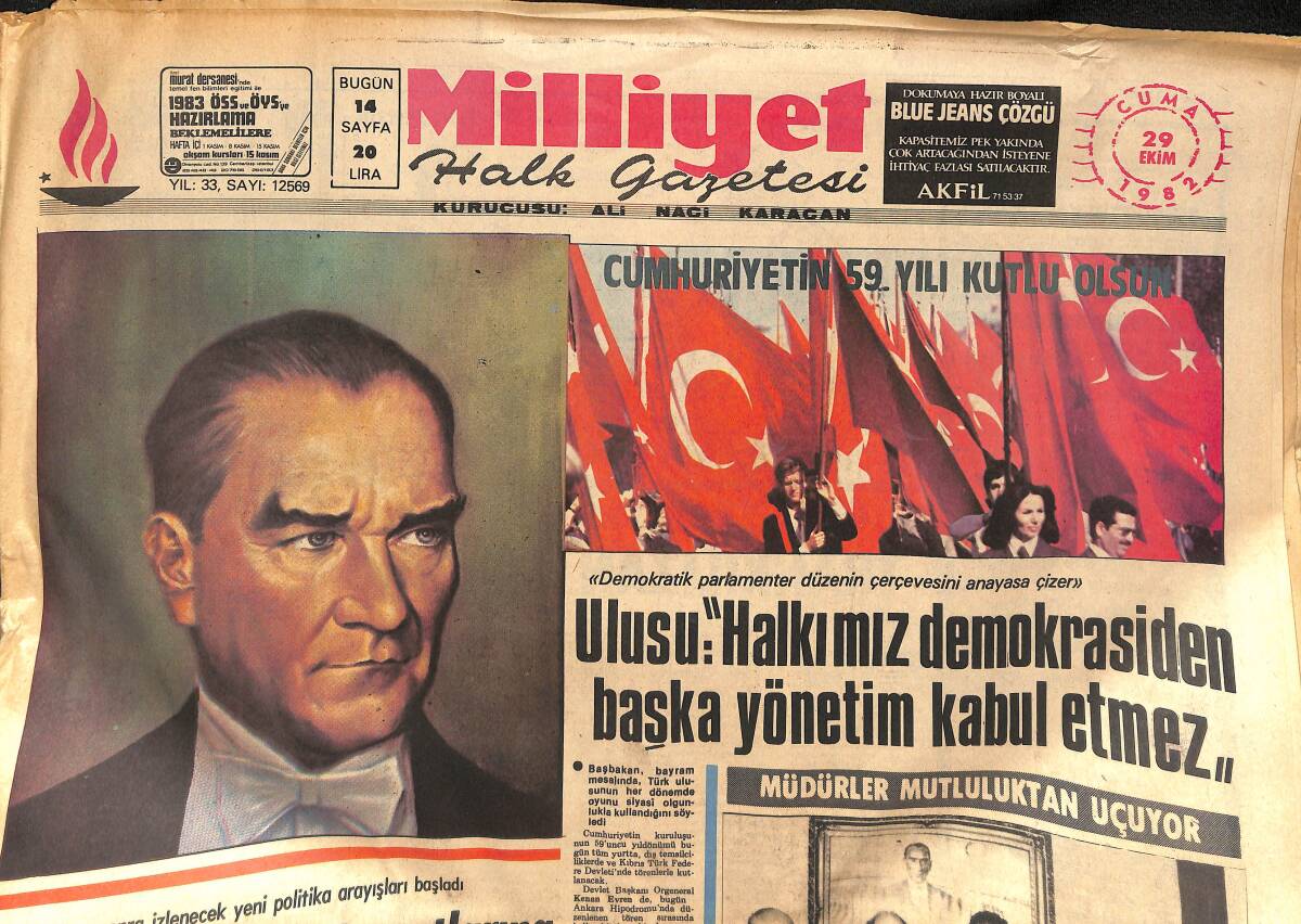 Milliyet Halk Gazetesi 29 Ekim 1982 - Cumhuriyetimizin 59. Yılı Kutlu Olsun GZ133410 - 1