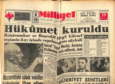 Milliyet Halk Gazetesi 29 Mayıs 1960 - İlim Ve Hukuk Heyeti İlk Tebliği Yayınladı GZ70514 - 2