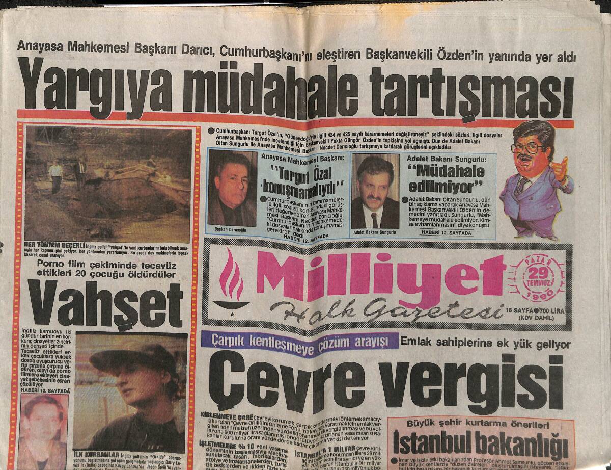 Milliyet Halk Gazetesi 29 Temmuz 1990 - TRT'de , Magic de Özal'ların - Yargıya Müdahale Tartışması GZ152947 - 1