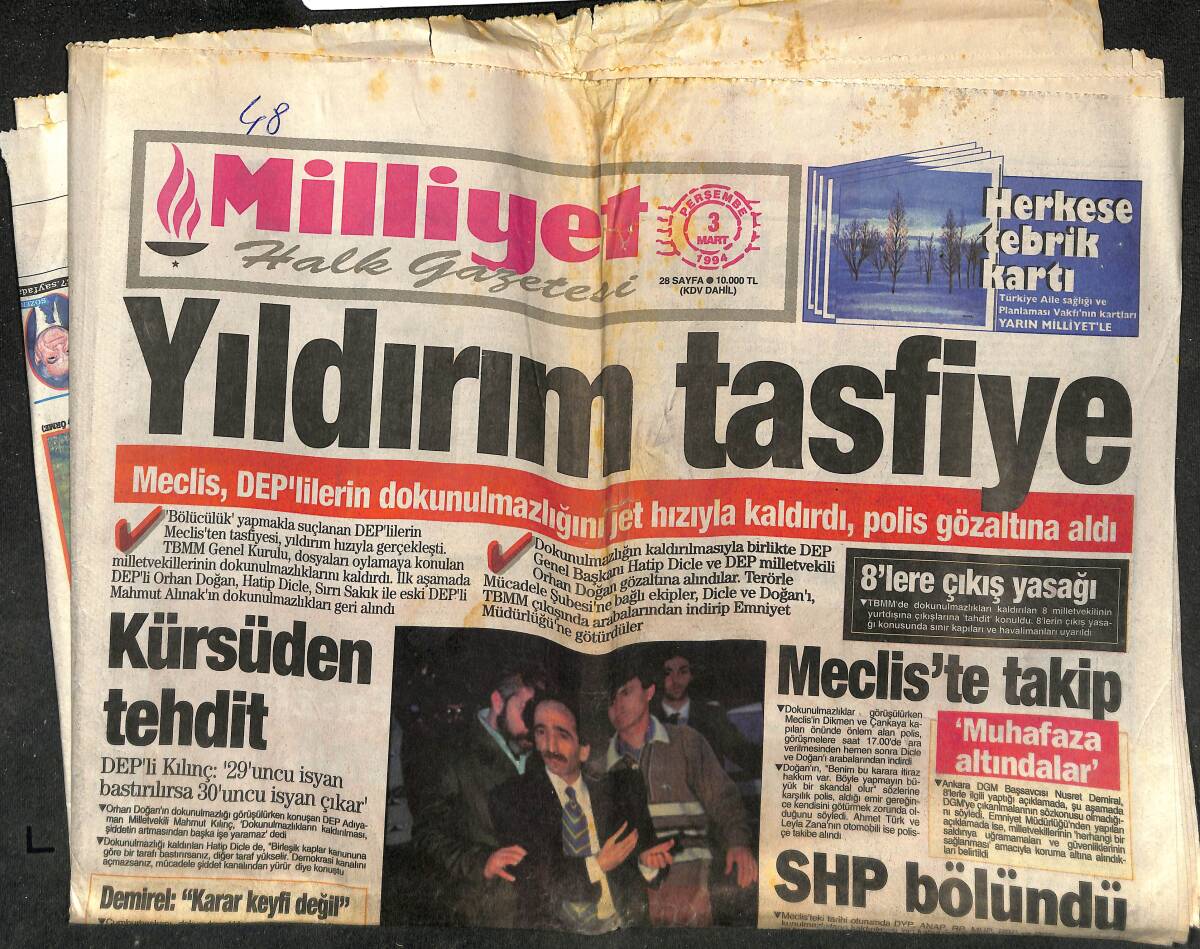 Milliyet Halk Gazetesi 3 Mart 1994 - Daum'dan Büyük Jest - Van Damme CIA Ajanı GZ153030 - 1