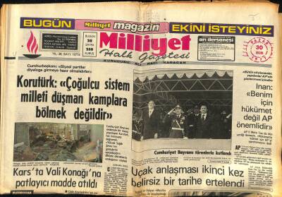 Milliyet Halk Gazetesi 30 Ekim 1977 - Uçak Anlaşması İkinci Kez Belirsiz Bir Tarihe Ertelendi GZ117653 - 1