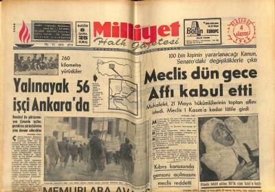 Milliyet Halk Gazetesi 4 Ağustos 1966 - Kızlar Adnan Pekakı Çıplak Bıraktı - Meclis Dün Gece Affı Kabul Etti GZ121502 - 1