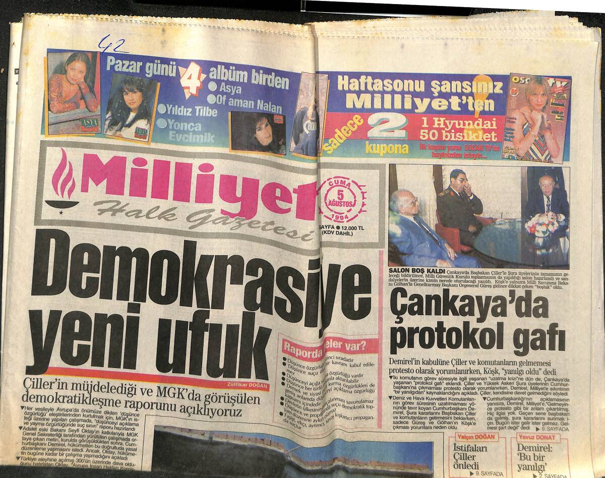 Milliyet Halk Gazetesi 5 Ağustos 1994 - Çankaya'da Protokol Gafı - Kıratlıoğlu '' Tanju Çolak Cezasını Çekecek '' GZ153044 - 1
