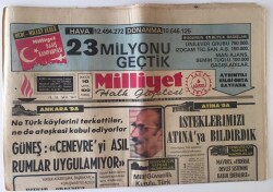 Milliyet Halk Gazetesi 6 Ağustos 1974 - Atina Elçimiz , Türk Köylerine Uygulanan Abluka Kalkmazsa Cenevreye Gitmeyeceğini Bildirdi GZ11486 - 1