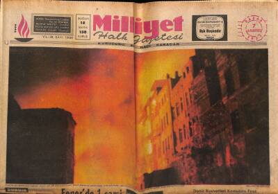 Milliyet Halk Gazetesi 7 Ağustos 1977 - Fenerde 1 Cami , 19 Ev , 3 Depo Ve 3 Fabrika Yandı GZ118566 - 1