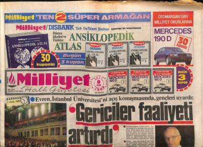 Milliyet Halk Gazetesi 8 Ekim 1985 - Evren , İstanbul Üniversitesini Açış Konuşmasında , Gençleri Uyardı GZ83750 - 1