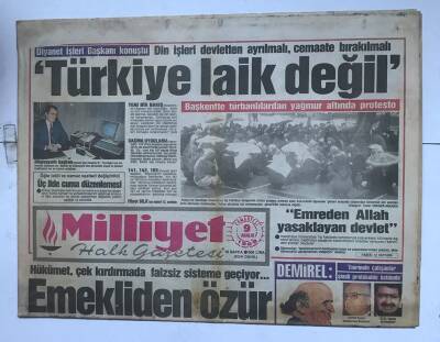Milliyet Halk Gazetesi 9 Aralık 1989 - Yerli Politbüro GZ8531 - 1