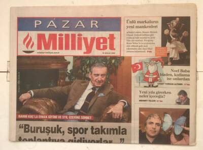 Milliyet Pazar Gazetesi 19 Aralık 2004 - Rahmi Koçla Erkek Giyimi Ve Stil Üzerine Sohbet GZ7694 - 1