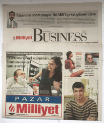 Milliyet Pazar Gazetesi Business Eki İle 27 Haziran 2004 - GS Adası Buz Tuttu GZ5558 - 1