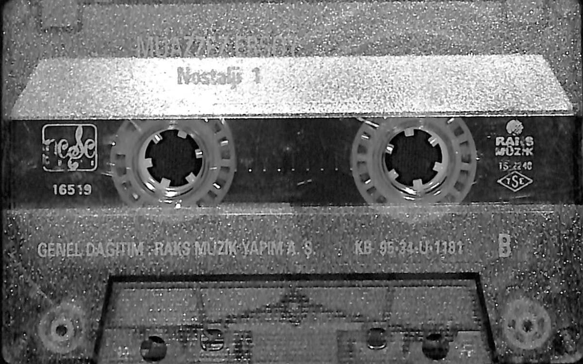 Muazzez Ersoy - Nostalji 1 Kaset (Kırmızı Bandrol - İkinci El) KST27763 - 2