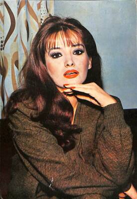 Müjde Ar Kartpostal KRT1048 - 1