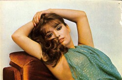 Müjde Ar Kartpostal KRT5597 - Gökçekoleksiyon