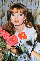 Müjde Ar Kartpostal (Küçük Boy) KRT22150 - Gökçekoleksiyon