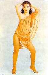 Müjde Ar Kartpostal (Küçük Boy) KRT22329 - Gökçekoleksiyon