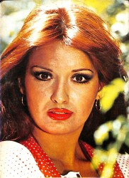 Müjde Ar Kartpostal (Küçük Boy) KRT22341 - Gökçekoleksiyon