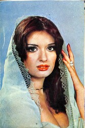 Müjde Ar Kartpostal (Küçük Boy) KRT22464 - Gökçekoleksiyon