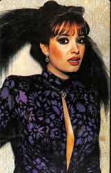 Müjde Ar Kartpostal (Küçük Boy) KRT22991 - Gökçekoleksiyon