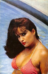 Müjde Ar Kartpostal (Küçük Boy) KRT23822 - Gökçekoleksiyon