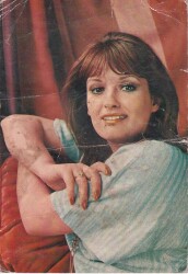 Müjde Ar Orta Boy Kartpostal KRT9958 - Gökçekoleksiyon